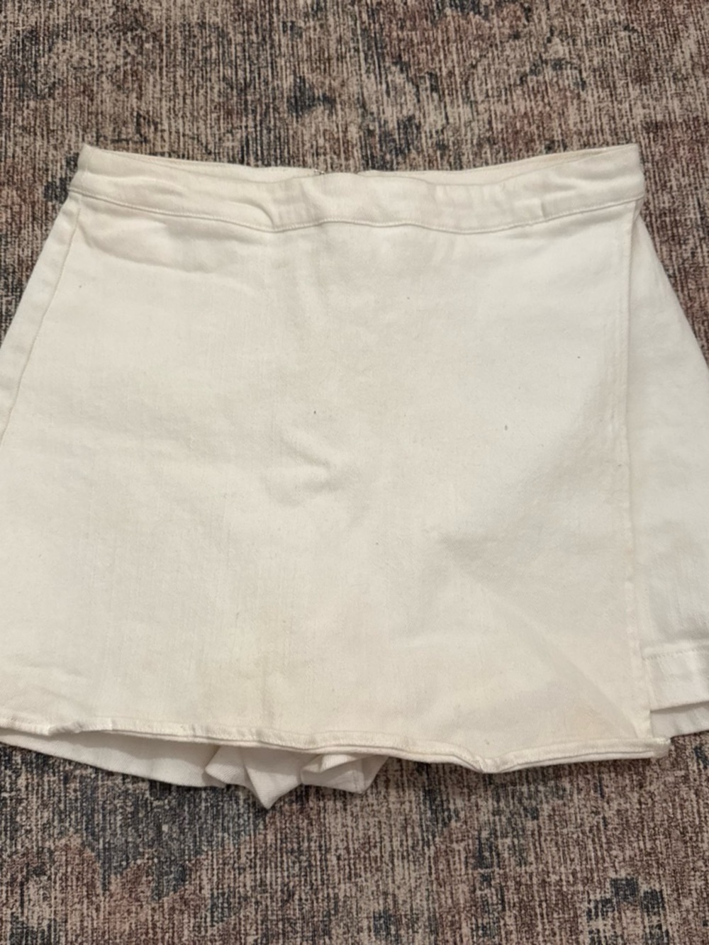 White mini skort